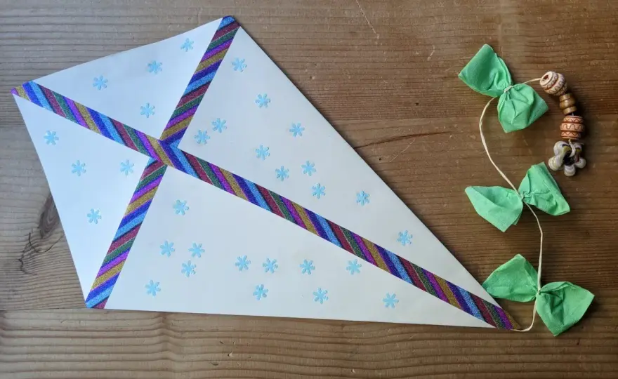 Tonpapier Bastelideen - Einfache Projekte für Kinder & Kita
