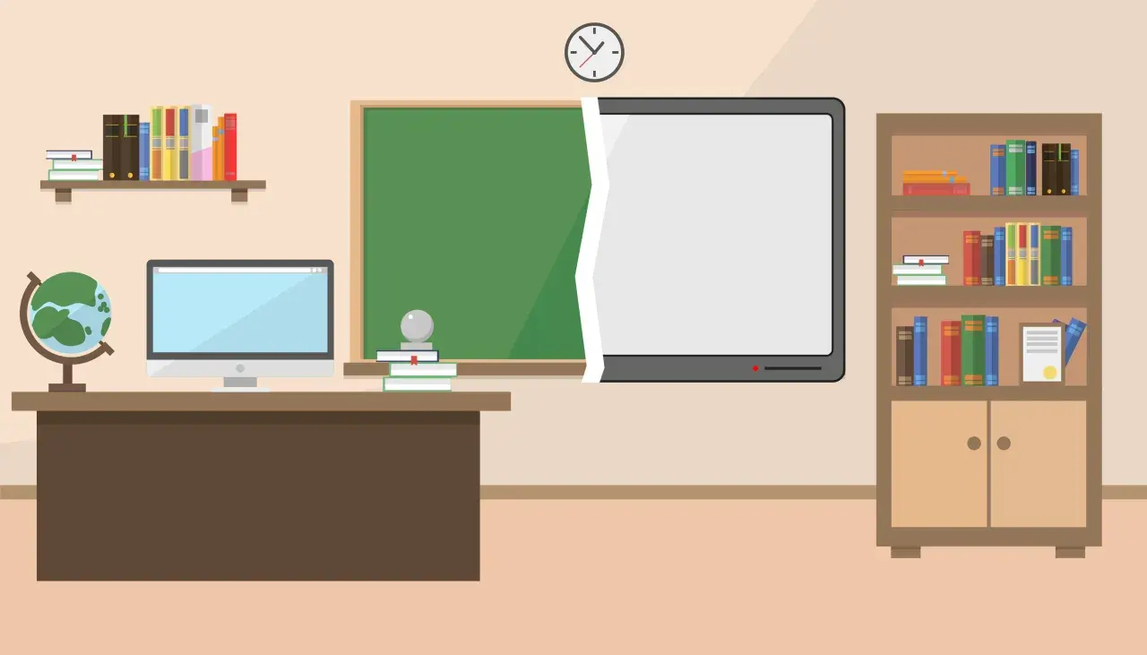 Klassenzimmer mit Lehrerpult, Computer, Globus, Büchern und einer modernen digitale tafel schule, die eine traditionelle Tafel ergänzt.