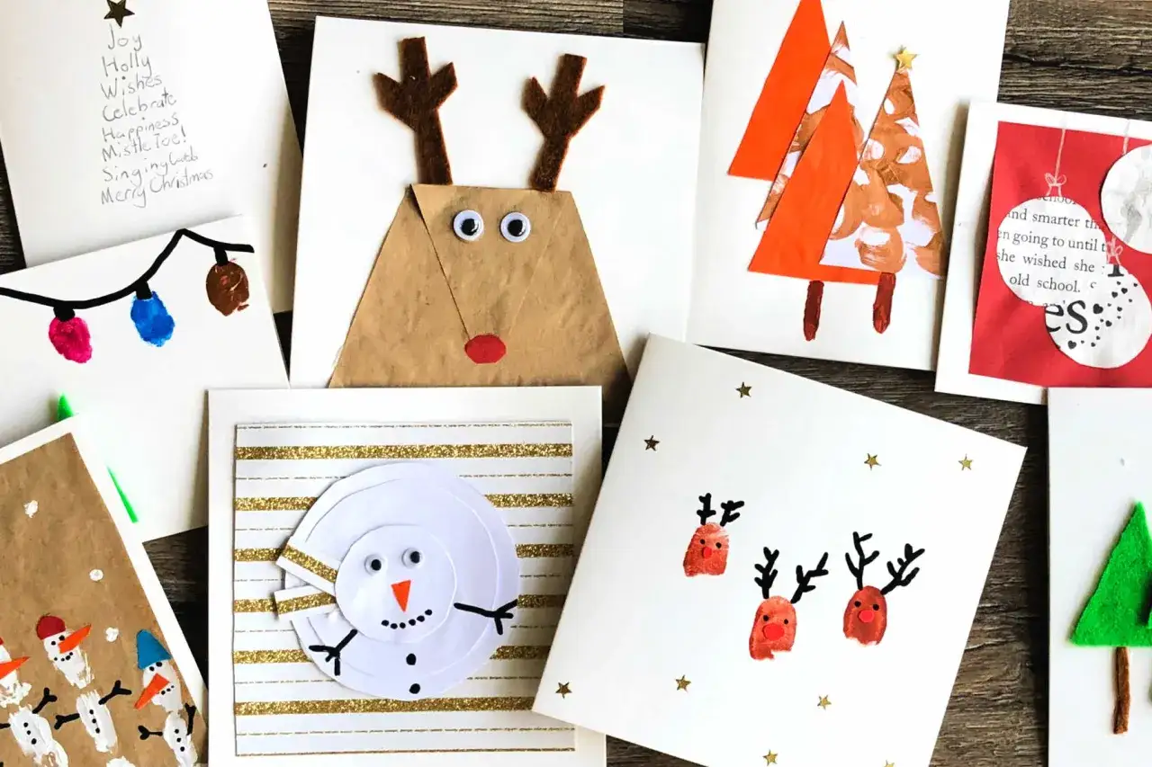 Bunte weihnachtskarte basteln grundschule: Schneem&auml;nner, Rentiere & Weihnachtsb&auml;ume aus Fingerabdr&uuml;cken und Papier.